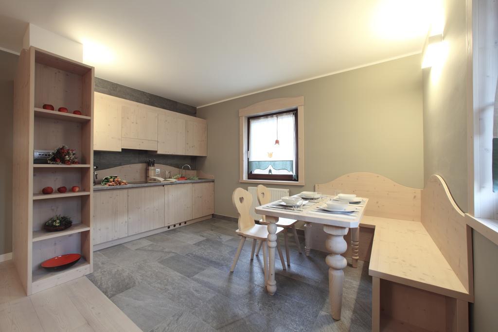 Zoncolan Apartments Sutrio Room photo
